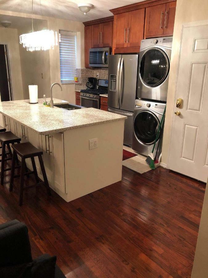 Brooklyn 3 Bedroom 1 Bathroom 8 Minutes To Subway 30 Minutes To Manhattan New York City Exterior photo