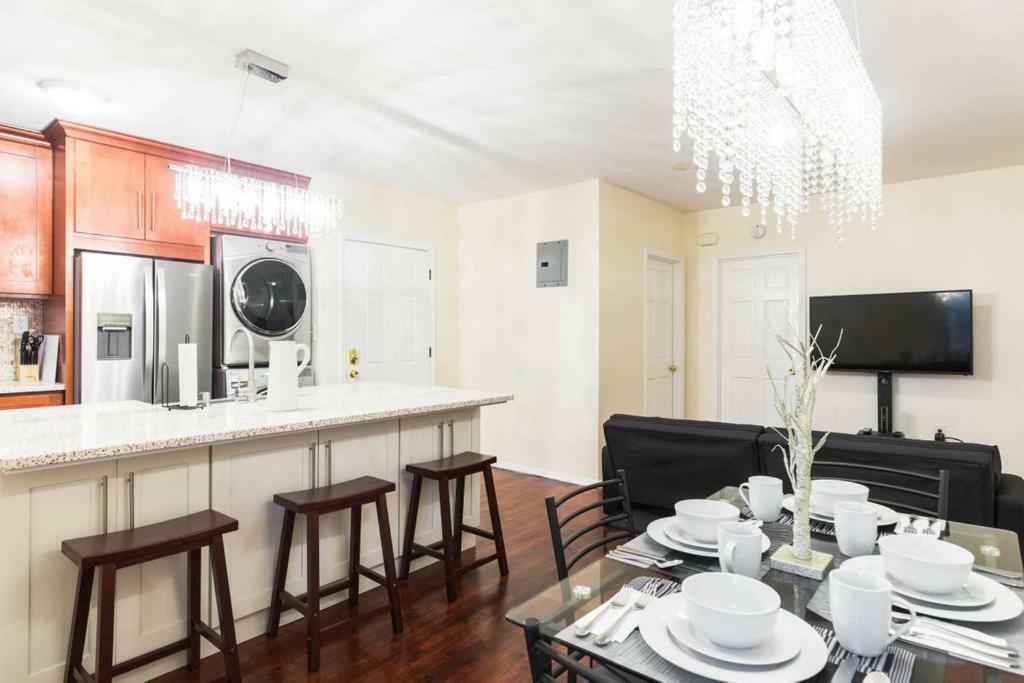 Brooklyn 3 Bedroom 1 Bathroom 8 Minutes To Subway 30 Minutes To Manhattan New York City Exterior photo